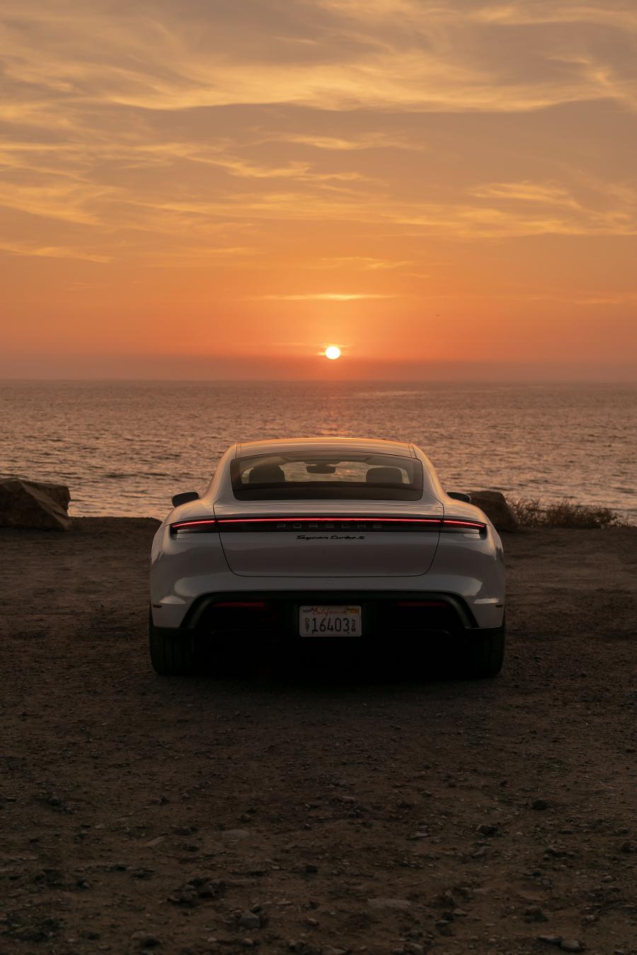  Porsche Taycan Turbo S 2019 года  (NA) (фото 7 из 40)